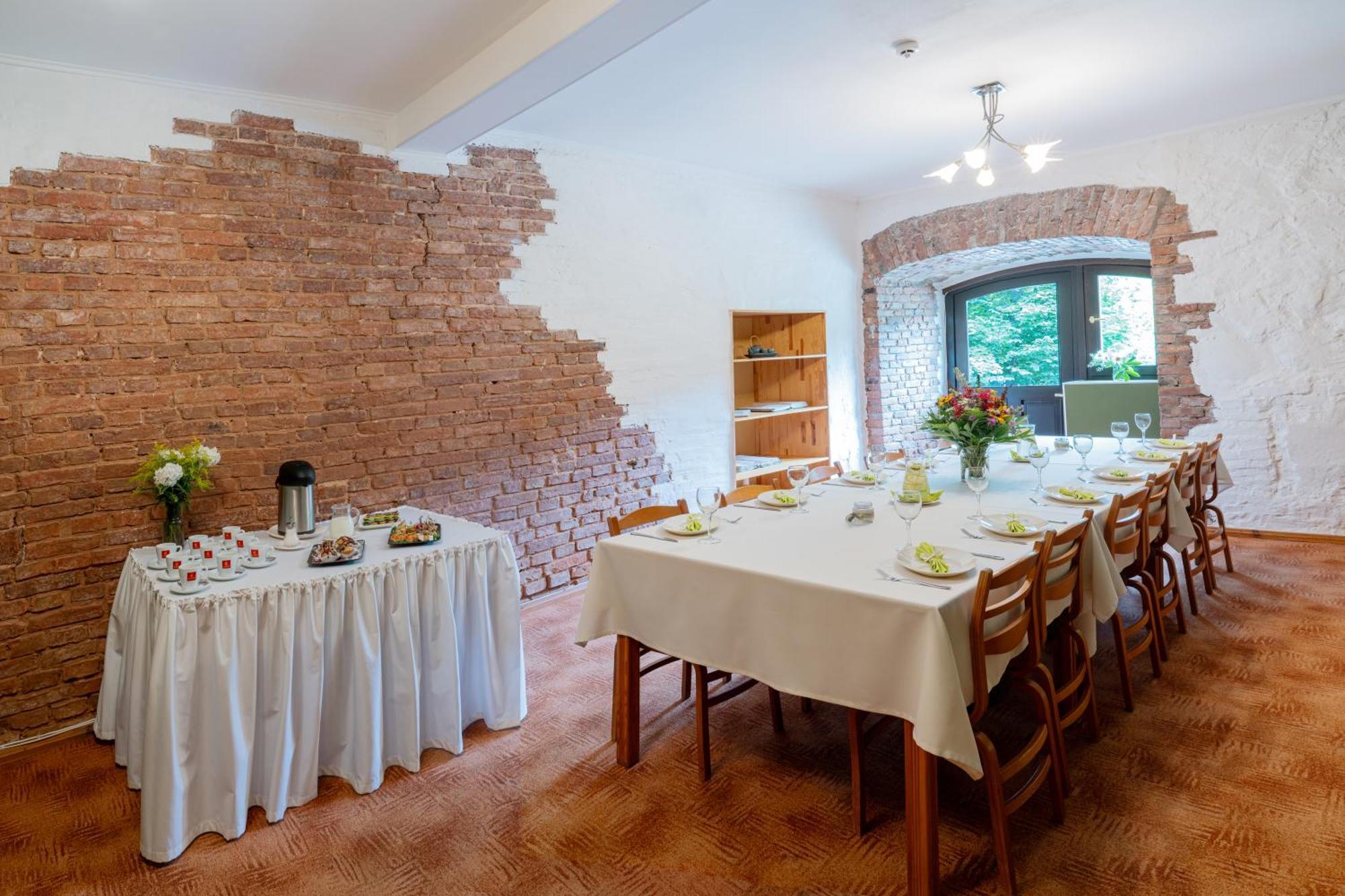Park Hotel Bruzis Smiltene Zewnętrze zdjęcie