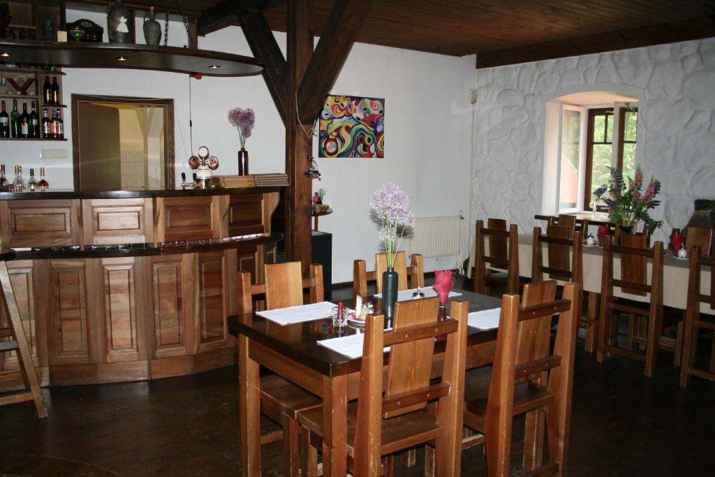 Park Hotel Bruzis Smiltene Zewnętrze zdjęcie